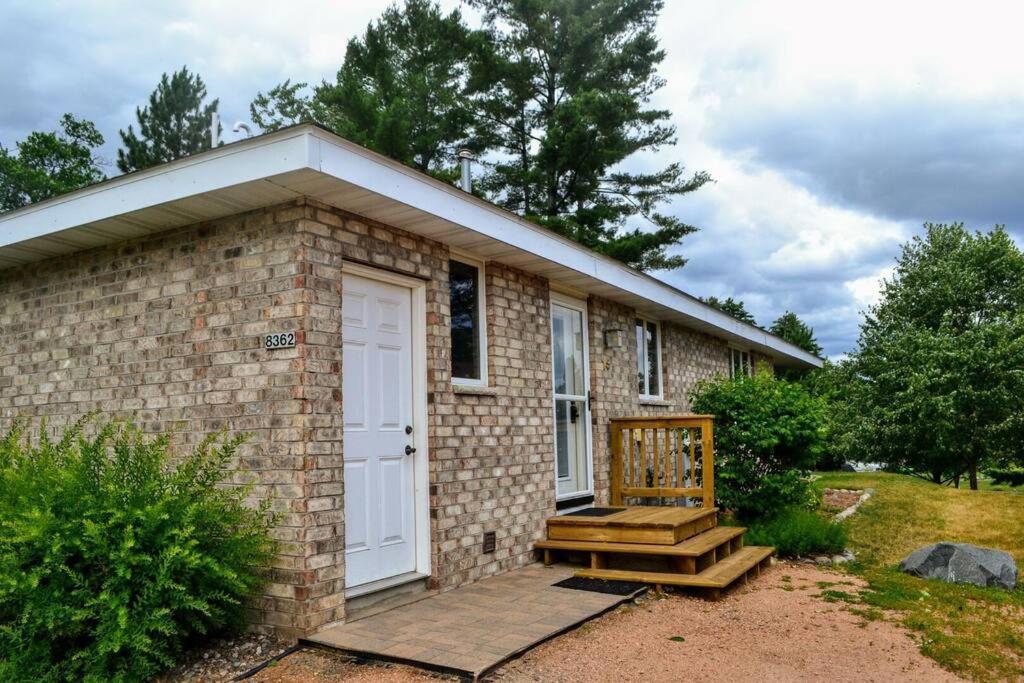 Nitschke'S Resort Cabin #15 ミノクア エクステリア 写真